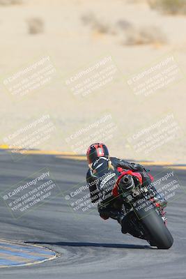 media/Dec-05-2024-Racers Edge (Thu) [[e102e0690b]]/3-B Group/Session 1 Turn 8 Backside/